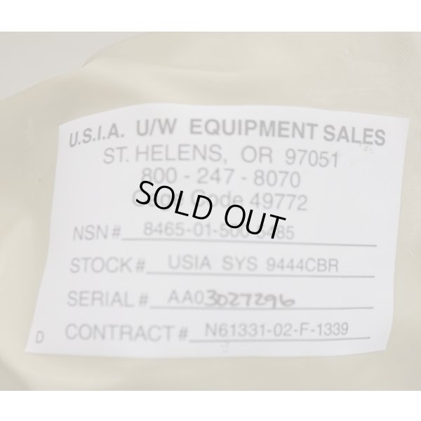 画像4: 米軍放出USIA製防水バックパック3Cデザート迷彩 新品