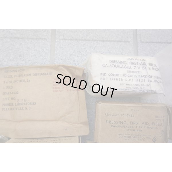 画像7: 米軍 第二次世界大戦型 航空機用ファーストエイドキット カーキ