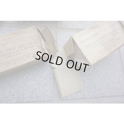 画像9: 米軍 第二次世界大戦型 航空機用ファーストエイドキット カーキ