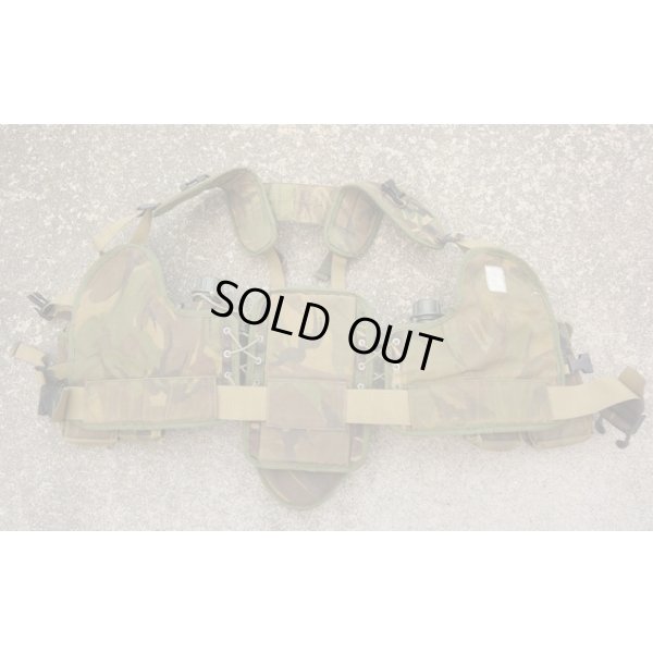 画像3: オランダ軍DPM迷彩アリスクリップ式アサルトベストLARGEポーチ7個付き