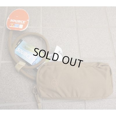 画像1: イーグル・ソース製0.75LハイドレーションポーチCB(コヨーテブラウン)ブラダー付き新品