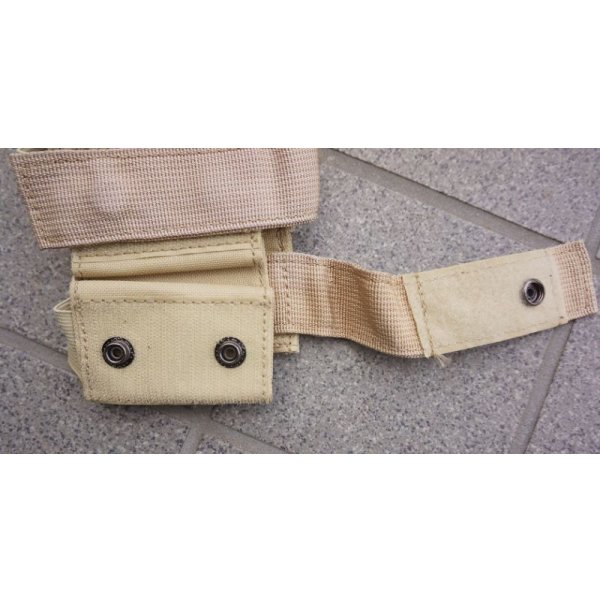 画像3: 英軍放出メーカー不明トリプル40mmグレネードポーチ タン色