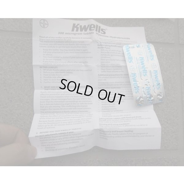 画像2: 英軍 航空機用ファーストエイドキット