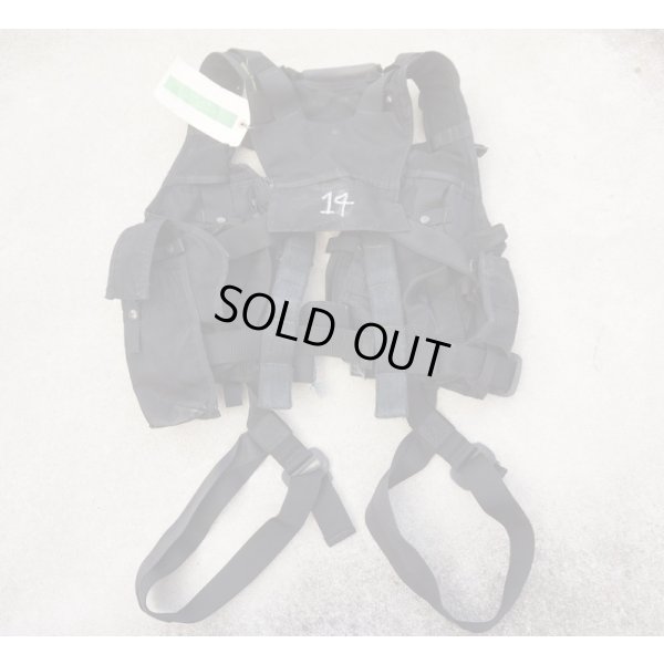 画像2: 米軍 米空軍JSAVESサバイバルベスト黒