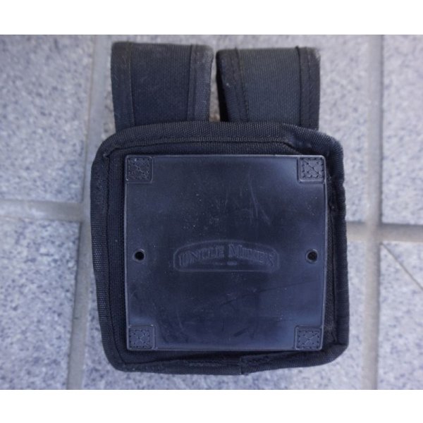 画像2: 米軍放出アンクルマイクス デューティダブルピストルマガジンポーチ