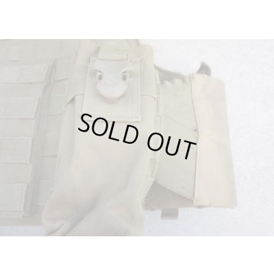 画像10: 英軍放出メーカー不明MAR CIRAS型ボディアーマー コヨーテSMALLポーチ5個付きソフトアーマー入り