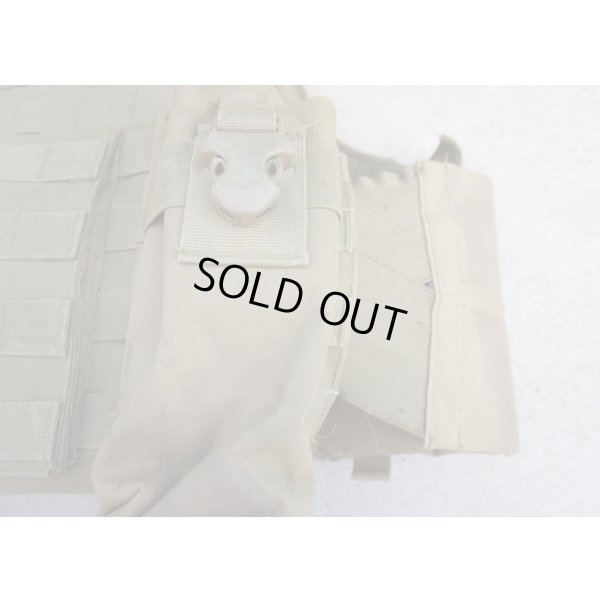 画像10: 英軍放出メーカー不明MAR CIRAS型ボディアーマー コヨーテSMALLポーチ5個付きソフトアーマー入り