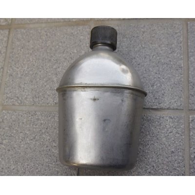 画像1: 第二次世界大戦〜ベトナム戦争 米軍ステンレスキャンティーン上下溶接型