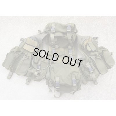 画像4: 米軍放出ブラックホークDOAVアサルトベスト中期型OD黒ファスロット バックパック付き