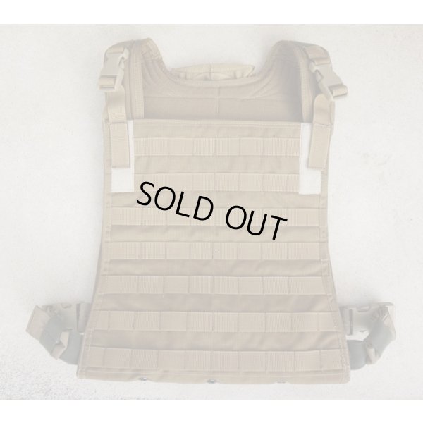 画像1: 米軍放出オードナンス製アライドFSBEII型MBSSプレートキャリアCB(コヨーテブラウン)SMALL/MEDIUM?