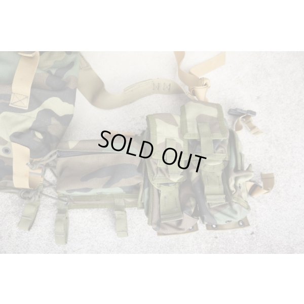 画像3: 米軍放出イーグル エアレスキューベスト ウッドランド迷彩バックパック・医療品付き