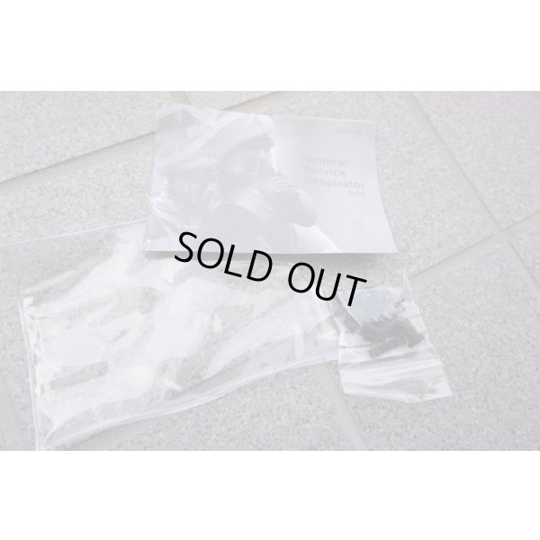 画像3: 英軍GSRレスピレーター(ガスマスク)サイズ3(M寸)付属品多数有り