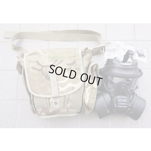画像1: 英軍GSRレスピレーター(ガスマスク)サイズ3(M寸)付属品多数有り
