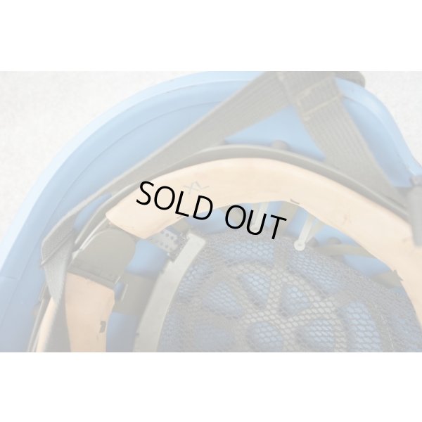 画像5: ドイツ連邦軍?輸出用? M826ケブラーヘルメットUNカラー(水色)X-LARGE