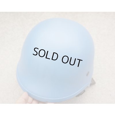 画像3: ドイツ連邦軍?輸出用? M826ケブラーヘルメットUNカラー(水色)X-LARGE