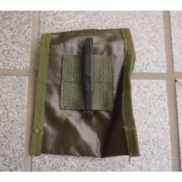 画像2: タイ軍?  ビニロン製米軍 M1967型コンパス・ファーストエイドポーチ