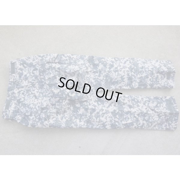 画像3: シンガポール軍 海軍デジタル迷彩 上下セット新品