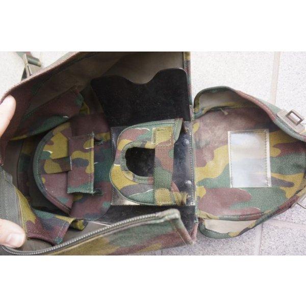 画像4: ベルギー軍BEM 4 GPガスマスクMEDIUMガスマスクバッグ付き