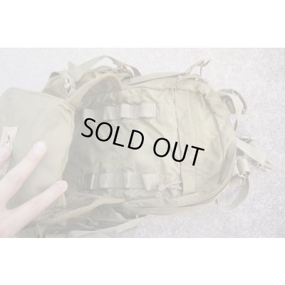画像4: 米軍イーグル ビーバーテイルアサルトパック カーキ新品