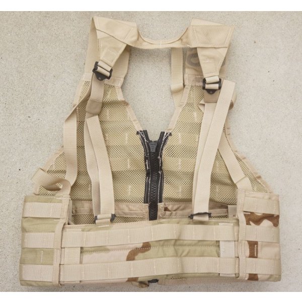 画像2: 米軍MOLLEII FLCベスト 3Cデザート迷彩 後期型 新品