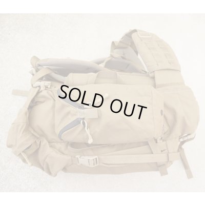 画像6: 米軍放出ミステリーランチ バックパック用ジップポケット コヨーテ