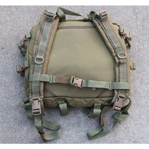 画像2: 米軍イーグルSFLCSレンジャーメディックバッグ カーキ新品