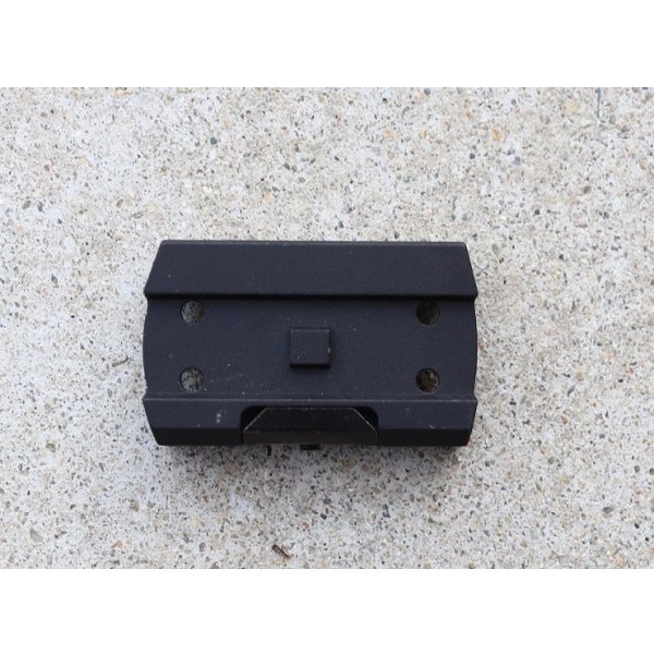 画像1: 米法執行機関放出エイムポイントT1・T2用スタンダードマウント黒 旧型