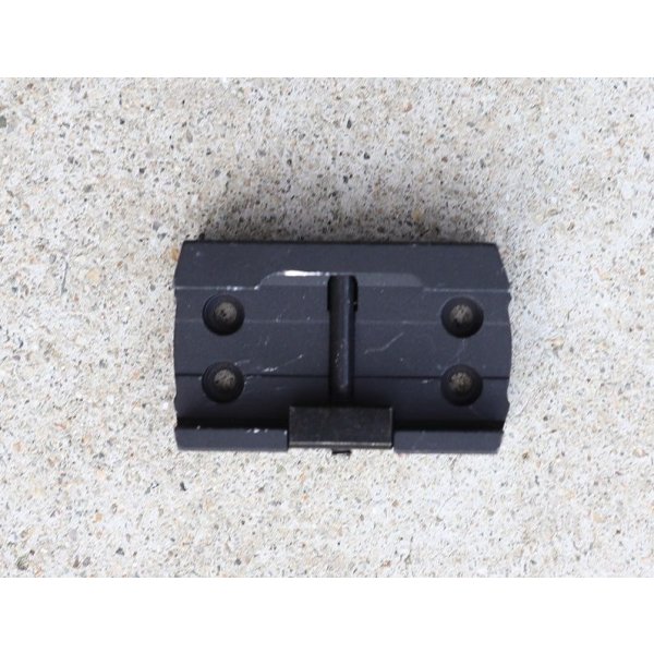 画像2: 米法執行機関放出エイムポイントT1・T2用スタンダードマウント黒 旧型