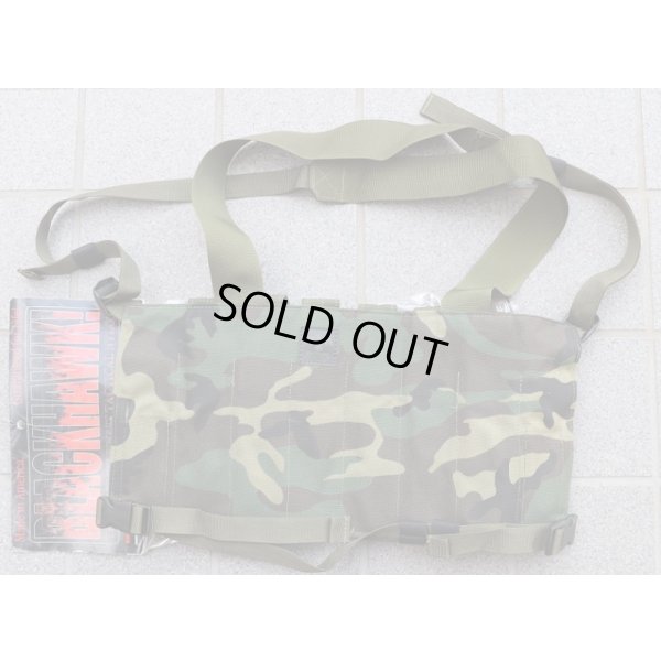 画像2: 米軍放出ブラックホークSMGチェストリグ ウッドランド迷彩 旧タグロット新品