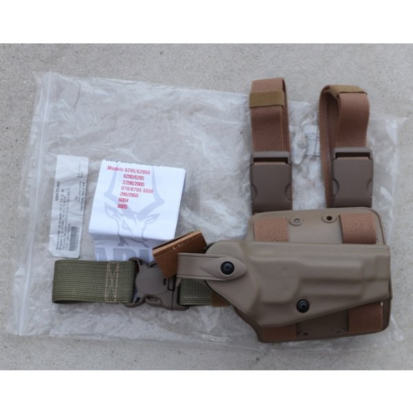 画像1: 米軍放出サファリランド6005レッグホルスターFDEベレッタM92用 新品