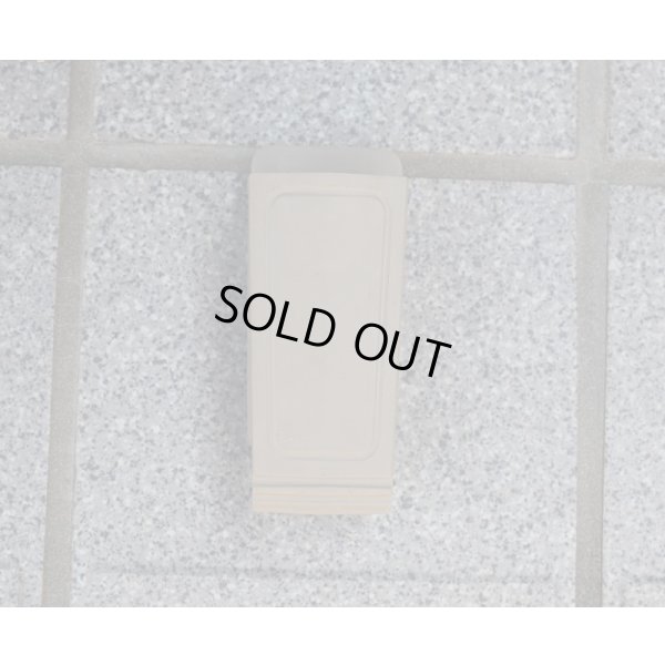 画像1: 米軍放出サファリランド71-1オープントップピストルマガジンポーチFDE新品