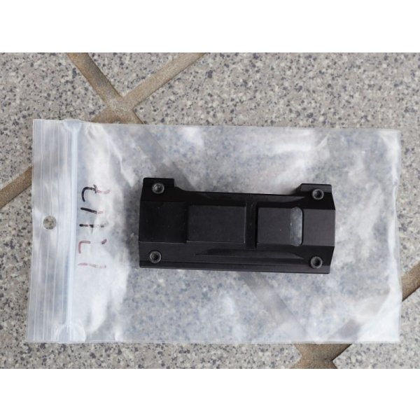 画像2: クライザイオンMP5用マウント新品