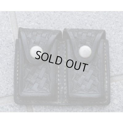 画像1: 米法執行機関放出バイキング製リボルバー用アムニションポーチ