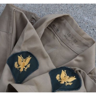 画像3: 米軍 米陸軍カーキ夏季制服サービスシャツ15 X 32 4等特技兵階級章付き
