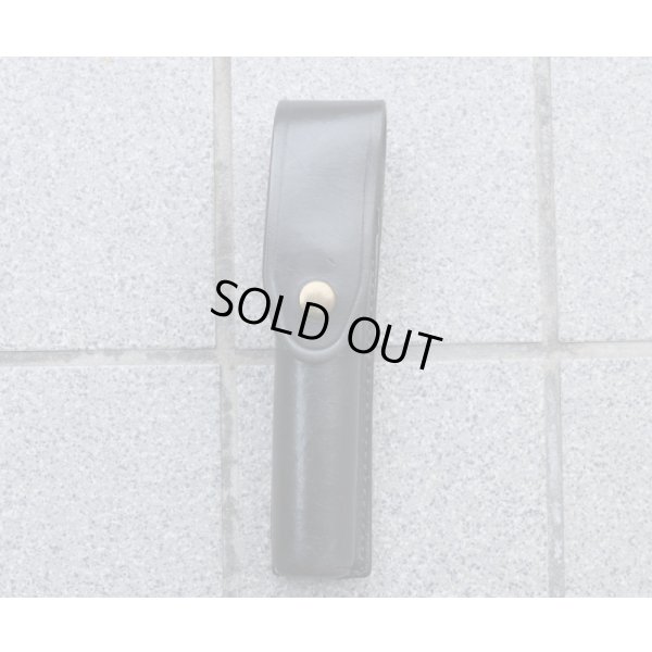 画像1: 米法執行機関放出Gould & Goodrich製B622-4フラッシュライトホルダー ストリームライト製スティンガー用 黒