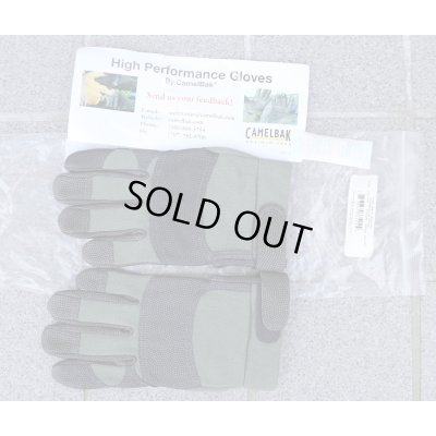 画像1: 米軍放出キャメルバックMAX GRIPコンバットグローブ ショートタイプ セージグリーンMEDIUM新品