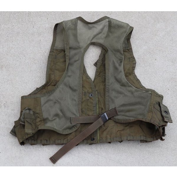 画像2: 米軍40mmグレネードベストMEDIUM新品