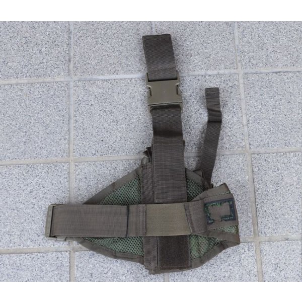 画像2: メーカー不明 レッグホルスター ドイツ連邦軍(ドイツ軍)フレクター迷彩 新品