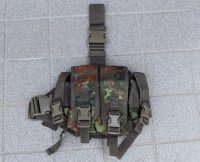 メーカー不明 レッグマガジンポーチ ドイツ連邦軍(ドイツ軍)フレクター迷彩 新品