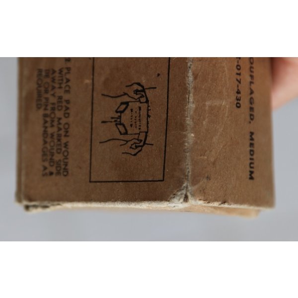 画像5: 第二次世界大戦 米軍 箱入りファーストエイドドレッシング(包帯)新品