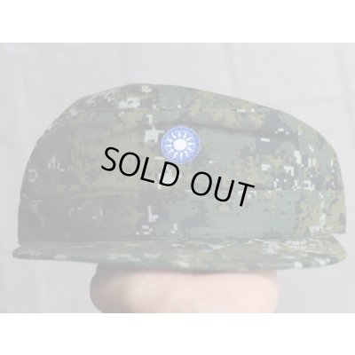 画像3: 中華民国軍(台湾軍)デジタル迷彩キャップ帽章付き新品