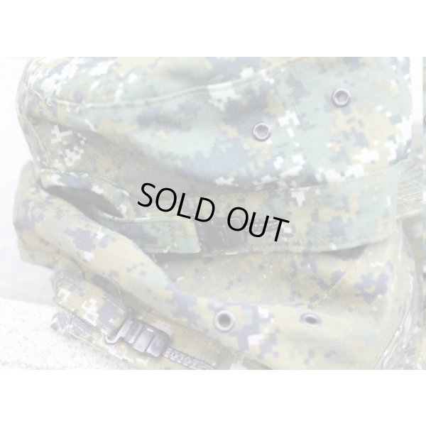 画像4: 中華民国軍(台湾軍)デジタル迷彩キャップ帽章付き新品