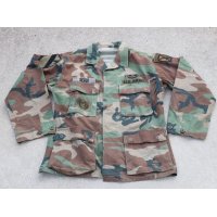 米軍ノンリップ生地ウッドランドBDUジャケット後期型MEDIUM-SHORT?第10山岳師団フルパッチ品