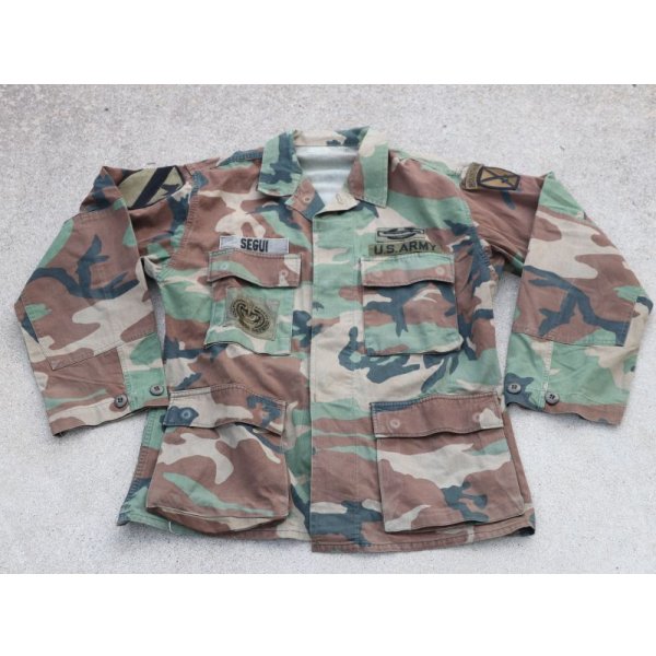 画像1: 米軍ノンリップ生地ウッドランドBDUジャケット後期型MEDIUM-SHORT?第10山岳師団フルパッチ品
