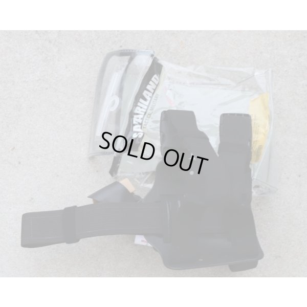 画像2: 米軍放出サファリランド6004レッグホルスター黒 SUREFIRE X200・SUREFIRE X300ライト付きシグP226R用 新品