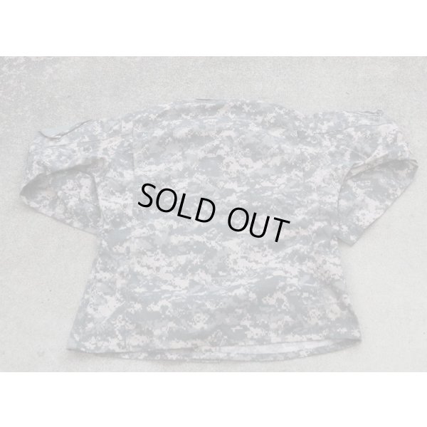 画像2: 米軍 米陸軍FR-ACUジャケットUCP迷彩(ACU迷彩)MEDIUM-REGULAR新品