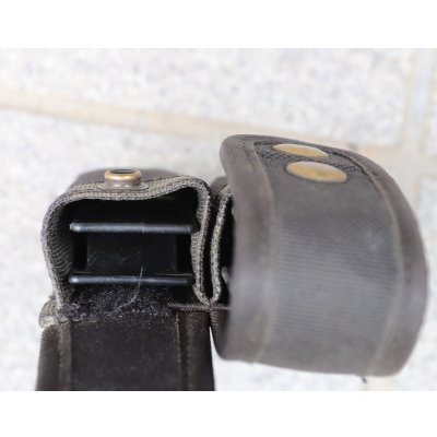 画像4: 米軍放出タクティカルテイラーLEダブルピストルマガジンポーチ黒