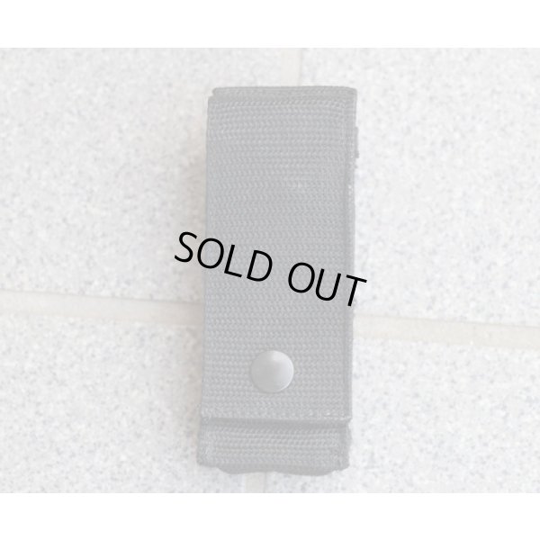 画像2: 米法執行機関放出LBT製型番不明Tri-Foldハンドカフホルダー?黒