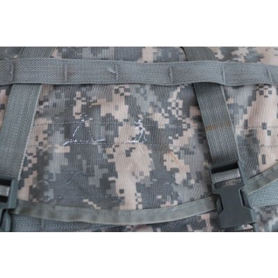 画像11: 米軍MOLLEIIラージリュックサックUCP迷彩(ACU迷彩)