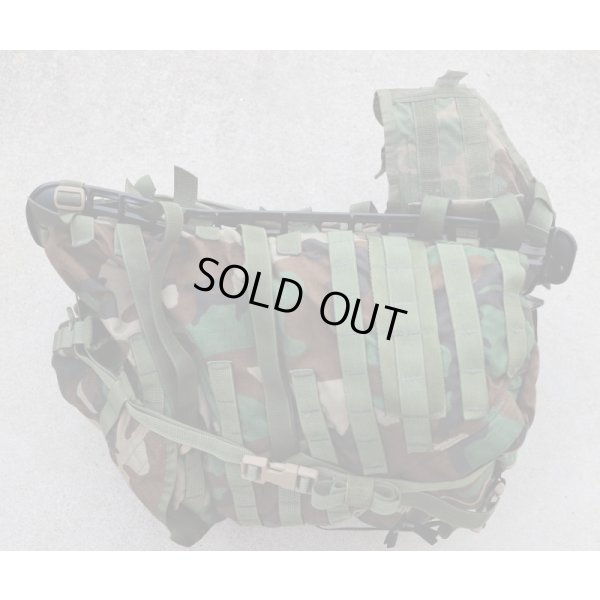 画像4: 米軍MOLLEIIラージリュックサック ウッドランド迷彩